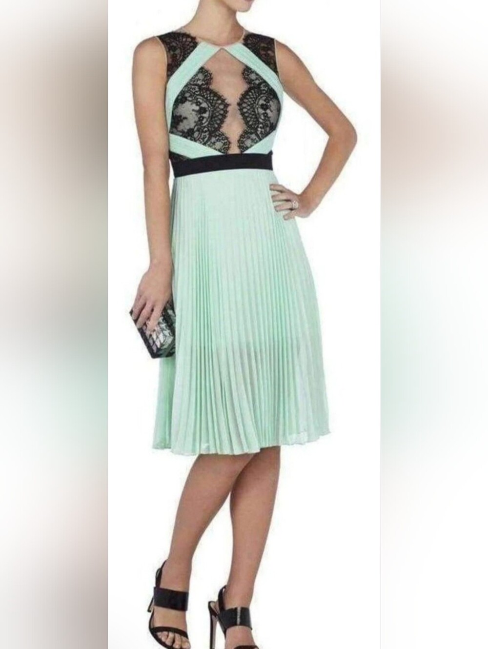 BCBGMaxAzria Arianne Mint Green Pleated Midi Dress with Black Waistband - Size 4